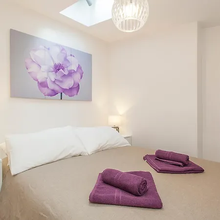 Lejlighed Principe Real 2 Bedrooms 2 Bathrooms, Air-con, Wi-fi, 3rd Floor *