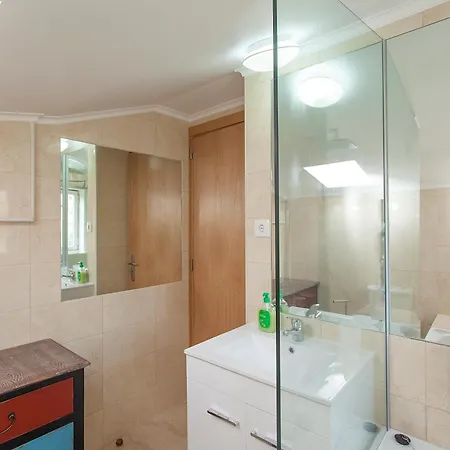 Διαμέρισμα Principe Real 2 Bedrooms 2 Bathrooms, Air-con, Wi-fi, 3rd Floor *